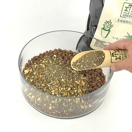 J. Green Minisco Gravel Scoop – Aquascaping-Tool für das Aquarium bei AquascapingForLife