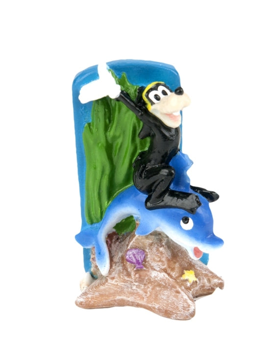 Penn-Plax Micky Maus - Goofy & Delfin (6 cm) – Ornamente und sonstige Dekoration für das Aquarium bei AquascapingForLife